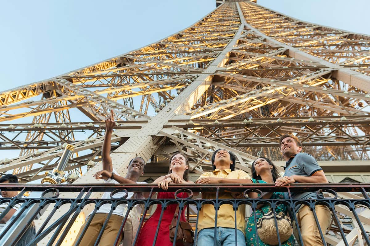 Eiffel Tower: 2nd Floor Access with Audio Guide + City Bus Tour Eiffel Tower