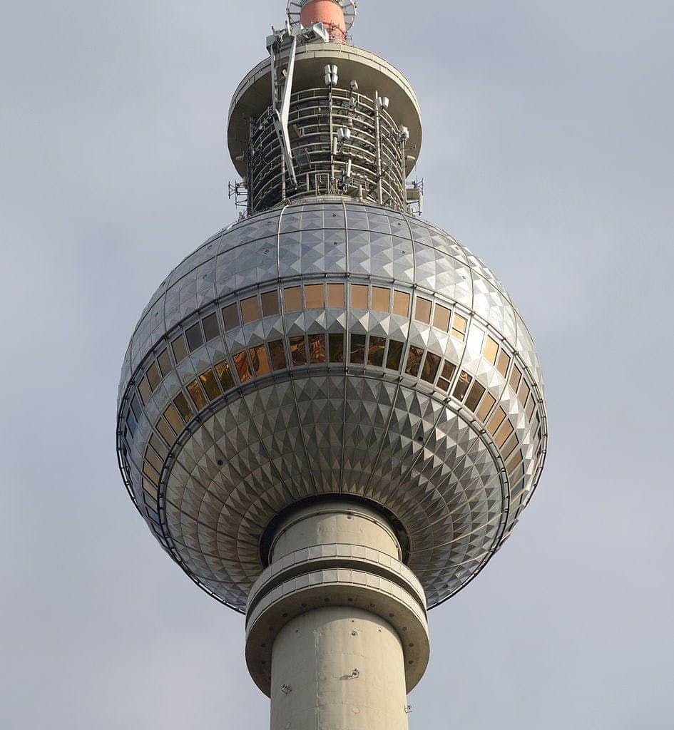 Berlin TV Tower: Admission + Table Reservation TV Tower alexanderplatz