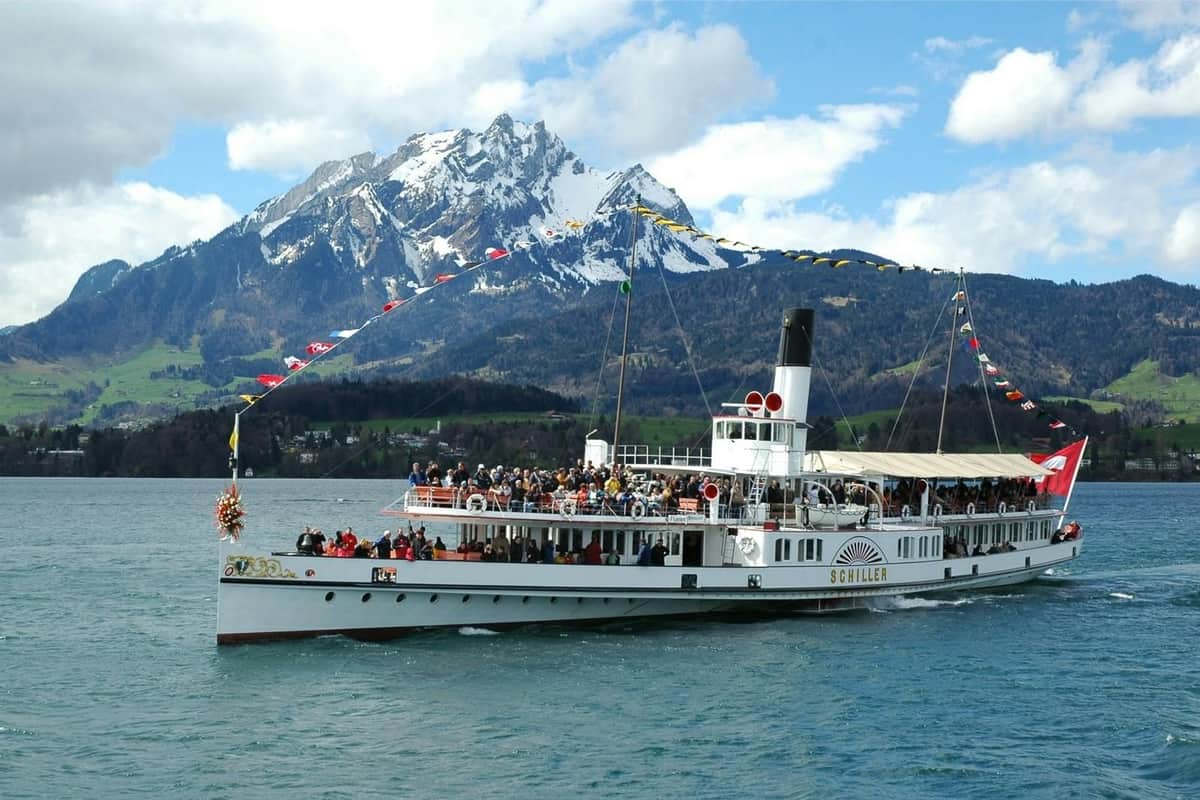 Mount Pilatus: Self-Guided Golden Roundtrip from Lucerne + Boat Cruise Boat on Lake Lucerne