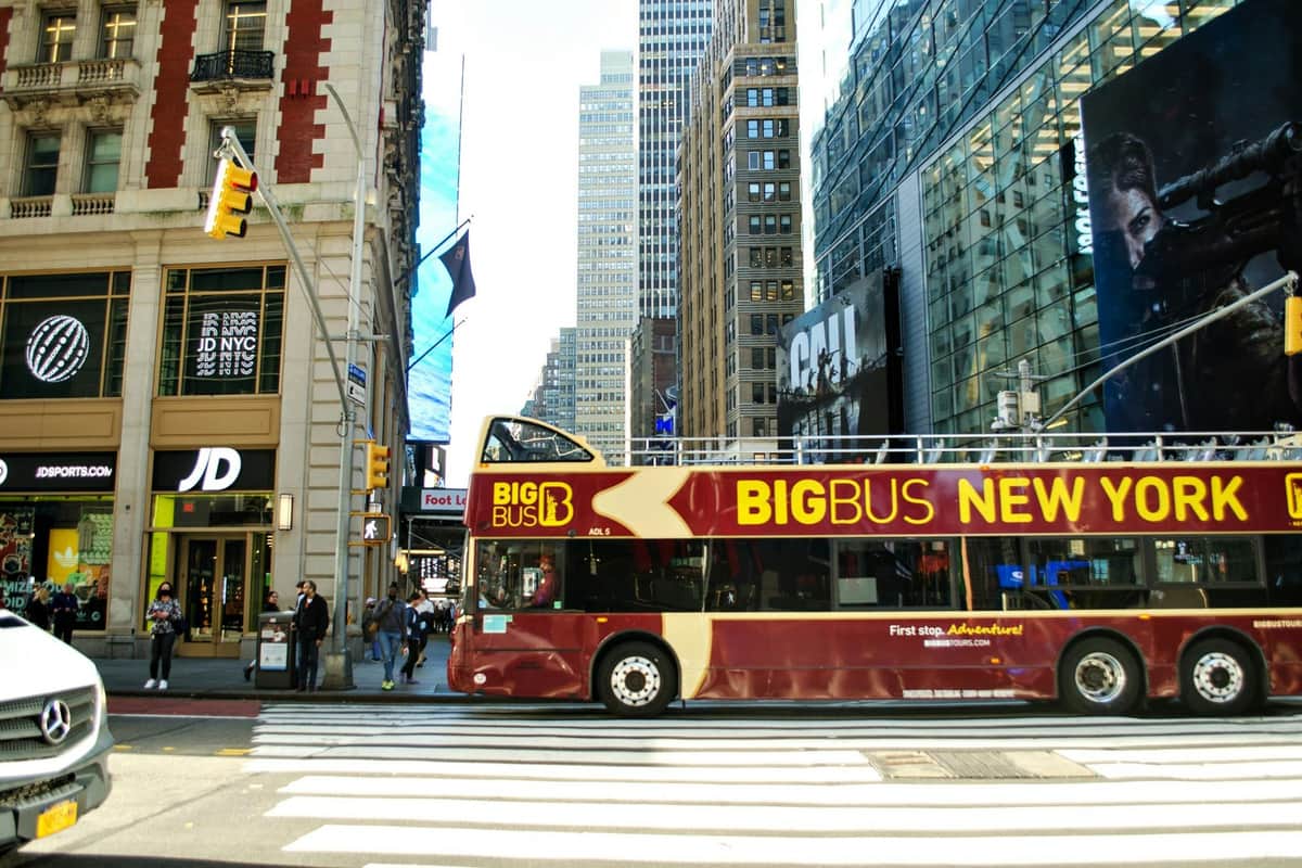 New York: 1-Day Hop-on Hop-off Bus + Empire State Building 1-Day Hop on Hop off + Empire State Building