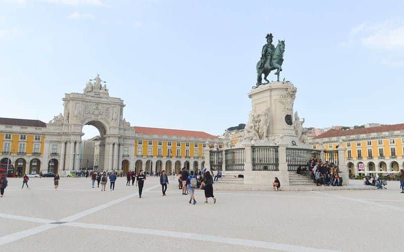 Rua Augusta Arch Viewpoint