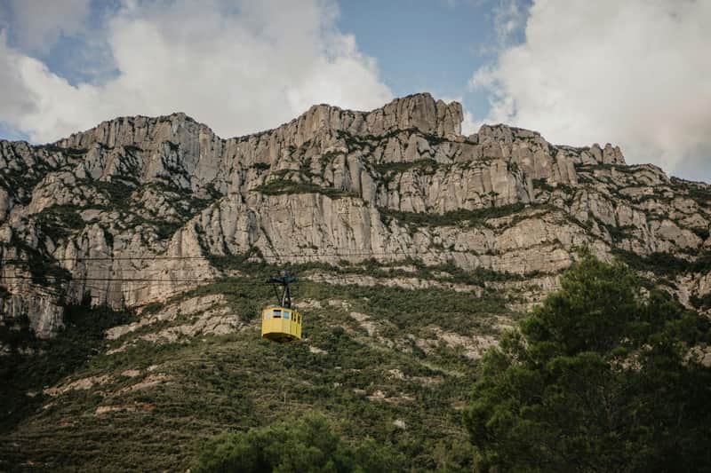 Montserrat Cable Car: Ascent Trip